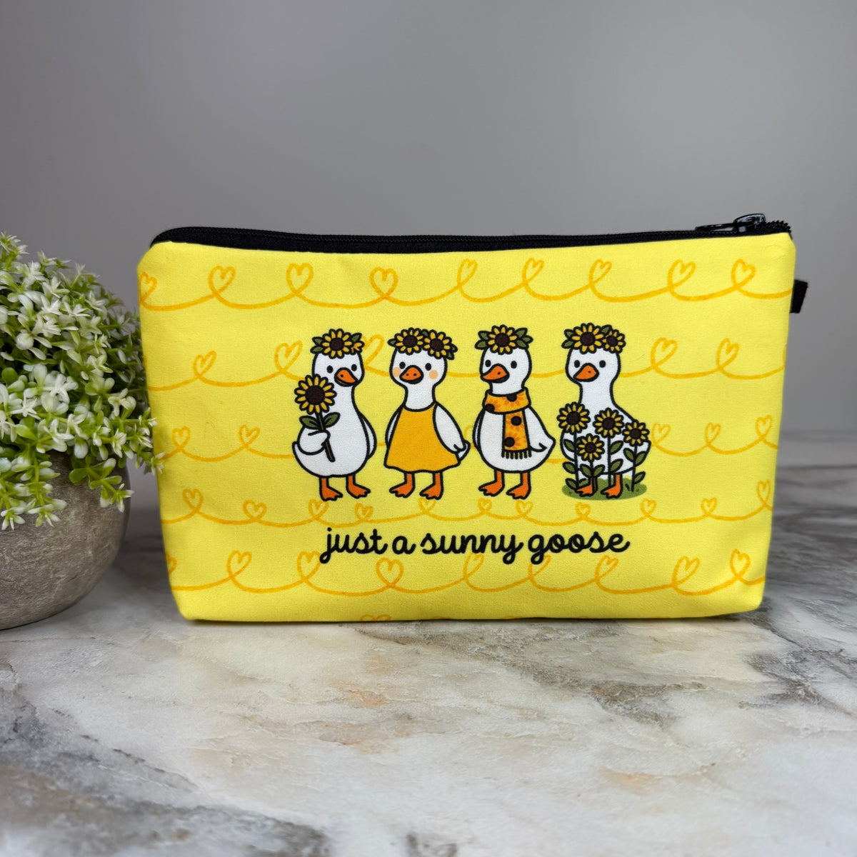 Pouch - Goose Sunny