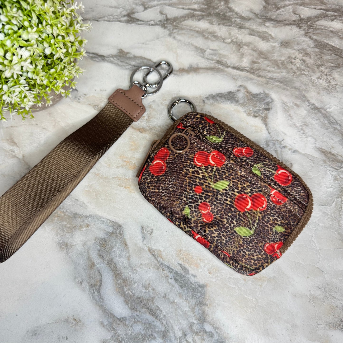 Rue - Nylon Wristlet Wallet - Animal Brown Cherry