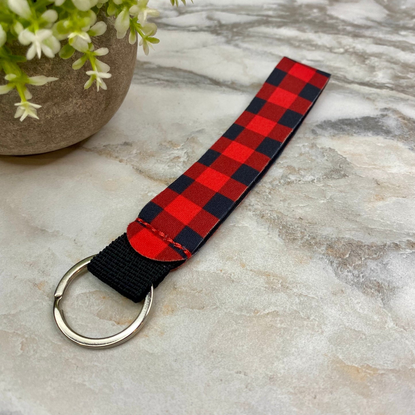 Wrist Lanyard with Keychain - Plaid