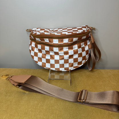 The Roni Nylon Crossbody - Checkered Camel