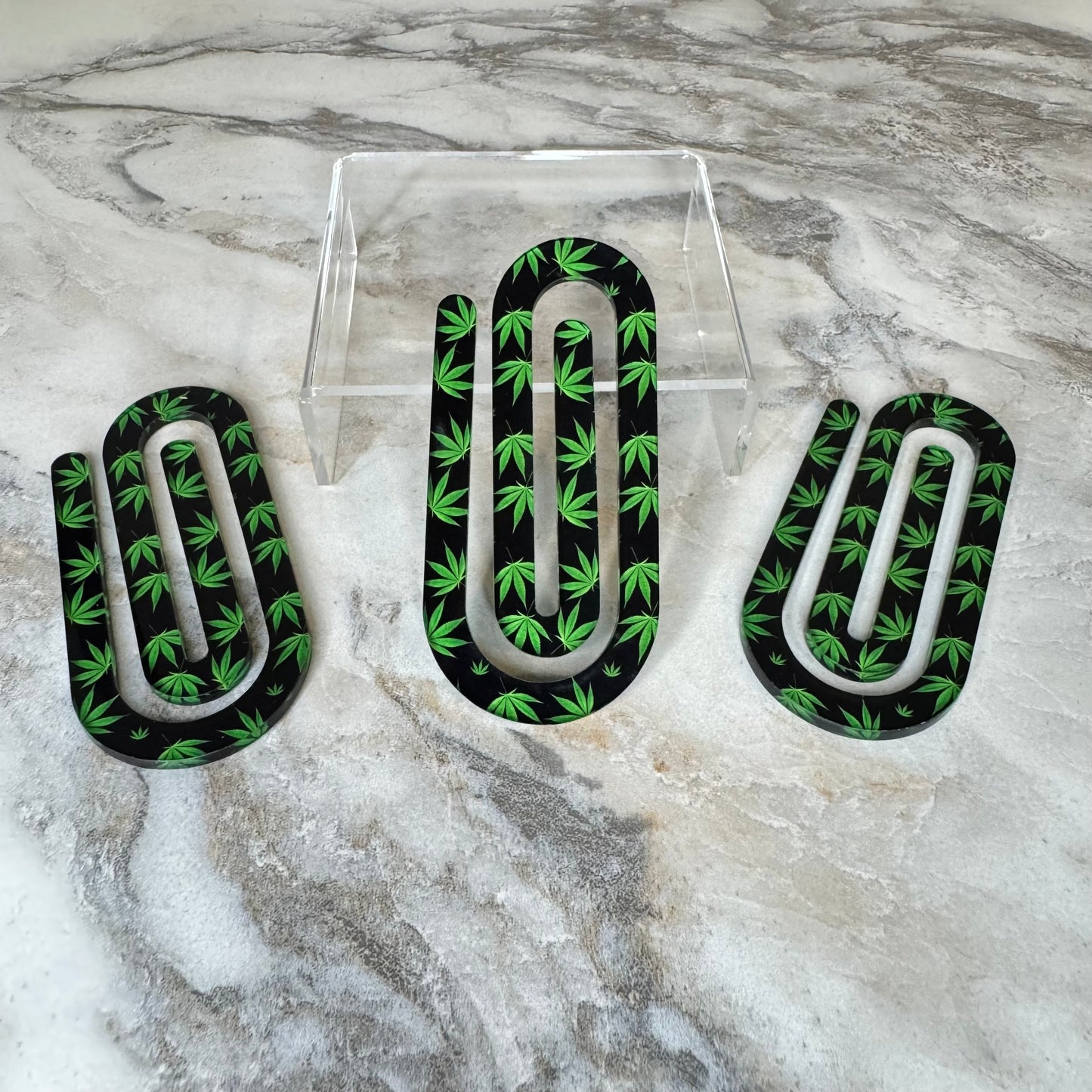 Jumbo Paperclip - Weed