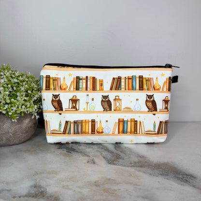 Pouch - Book Owl Bookshelf