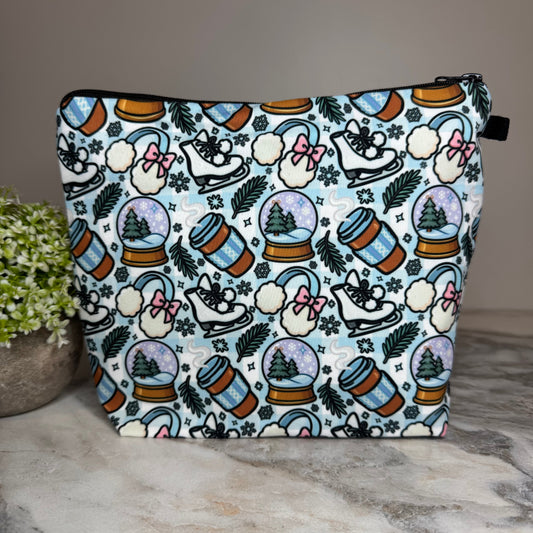 Pouch XL - Christmas Light Blue Snow Globe Ice Skate