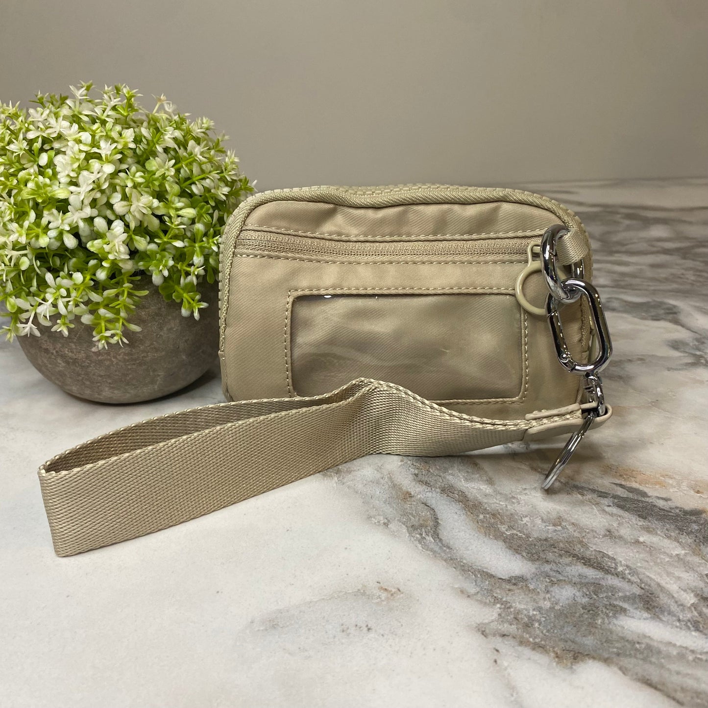 Rue - Nylon Wristlet Wallet - Solid