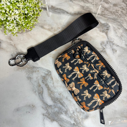 Rue - Nylon Wristlet Wallet - Animal Black Bow