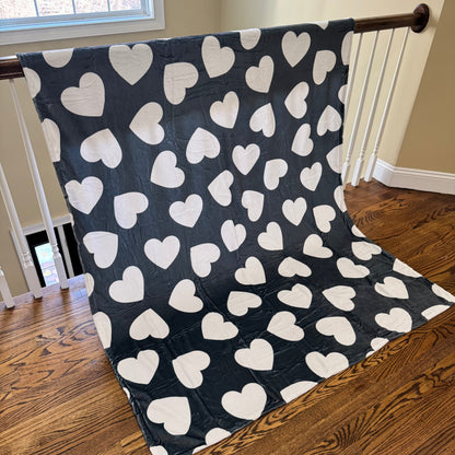 Blanket - Charcoal Hearts